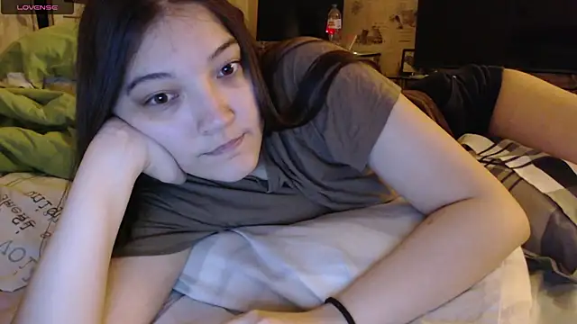 AlisaDevis online show from 10.12.25