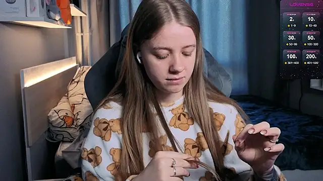 candy maggie online show from 03.19.25