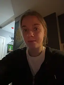 candy maggie online show from 11.15.25