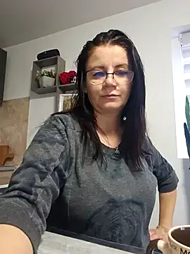 KristenVega online show from 11.04.25