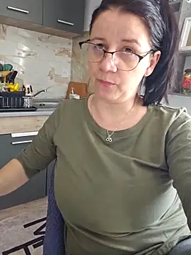 Snapshot of KristenVega chatting on 03.09.26 KristenVega online show from 03.09.26