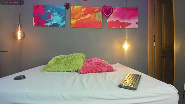 Snapshot of summer_lee_ chatting on 12.14.24 summer lee online show from 12.14.24