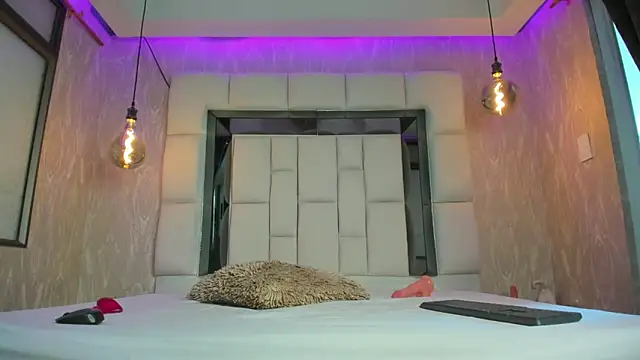 Snapshot of summer_lee_ chatting on 02.26.25 summer lee online show from 02.26.25