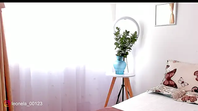 Snapshot of cuddlingbunny chatting on 06.27.26 cuddlingbunny online show from 06.27.26