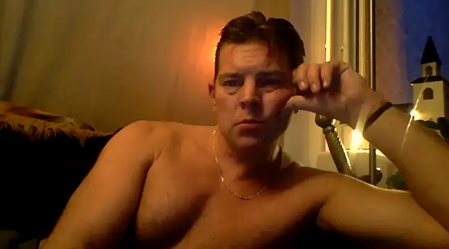 Teddan82 online show from 12.14.24