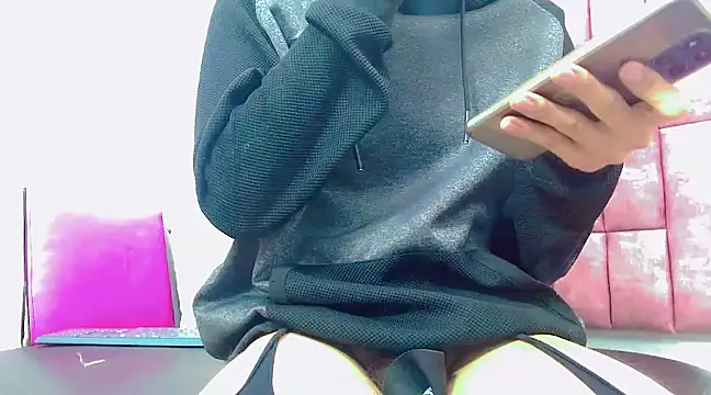 Snapshot of Sr_BonnyEthan chatting on 01.30.25 Sr BonnyEthan online show from 01.30.25