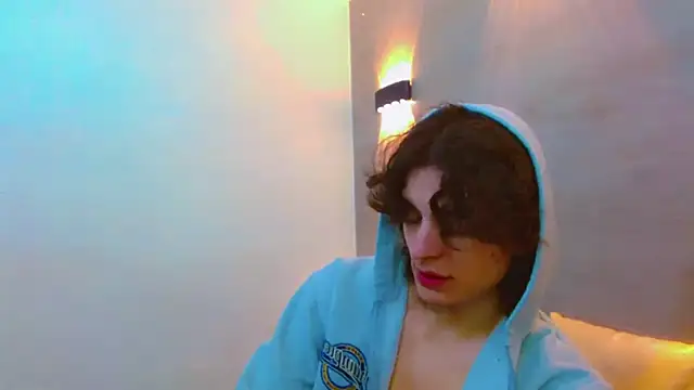 Snapshot of Sr_BonnyEthan chatting on 10.15.25 Sr BonnyEthan online show from 10.15.25