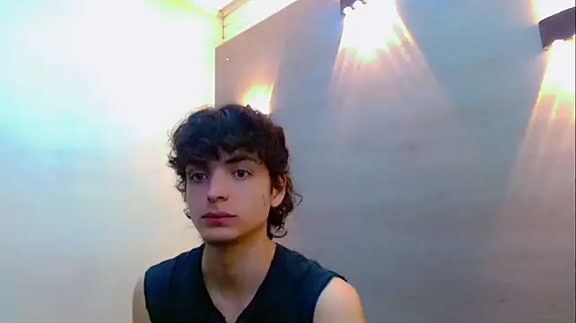 Snapshot of Sr_BonnyEthan chatting on 01.08.26 Sr BonnyEthan online show from 01.08.26