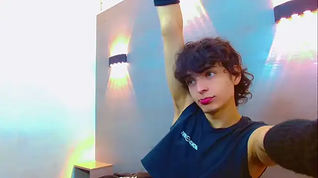 Snapshot of Sr_BonnyEthan chatting on 01.19.26 Sr BonnyEthan online show from 01.19.26