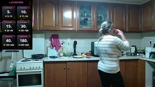 JennaDeluxe online show from 04.23.26