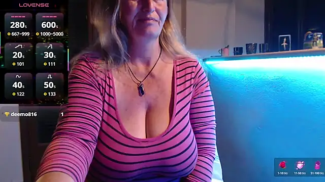 JennaDeluxe online show from 04.29.26