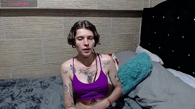 pretty cristal69 online show from 02.22.25