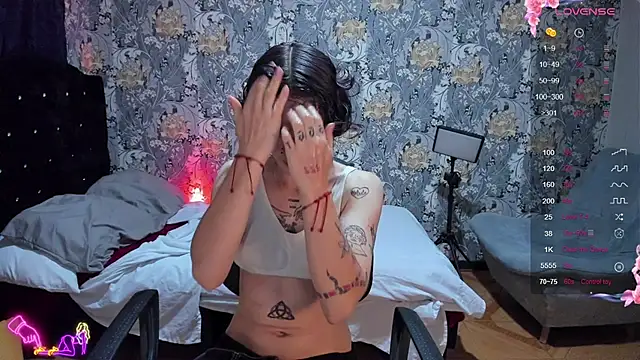 pretty cristal69 online show from 08.04.26