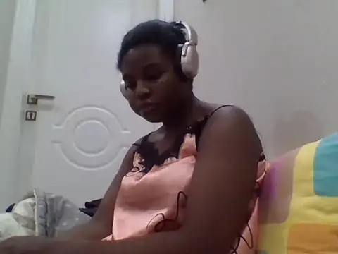 queenzuena online show from 07.01.26
