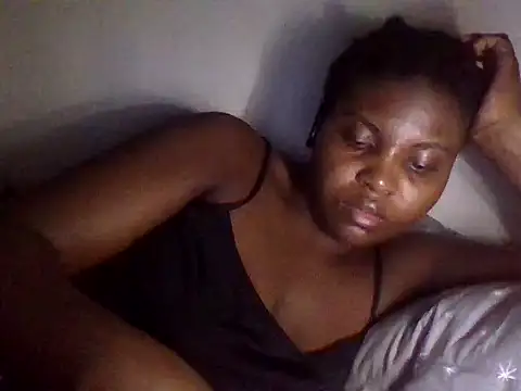 queenzuena online show from 07.28.26