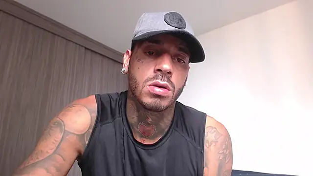 Snapshot of mulatos16 chatting on 12.16.24 mulatos16 online show from 12.16.24