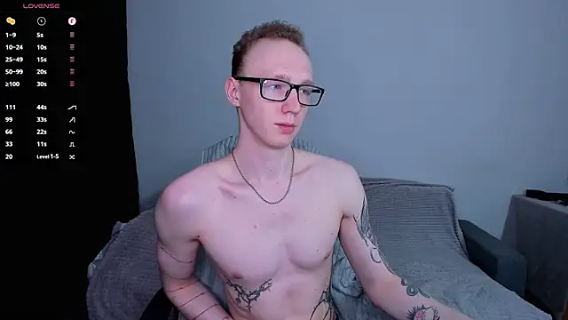 Snapshot of Alex_silents chatting on 07.10.26 Alex silents online show from 07.10.26