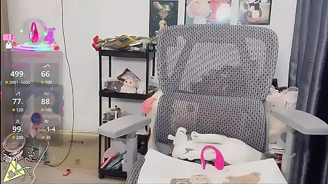 Berrysweet 68 online show from 03.17.25