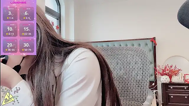 Berrysweet 68 online show from 02.28.26