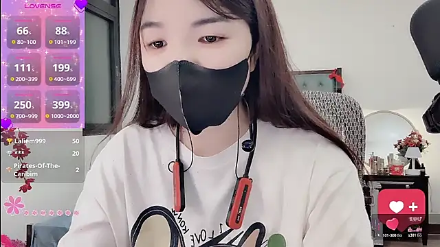 Berrysweet 68 online show from 04.25.26
