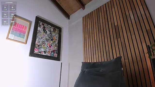 honeyhot69   online show from 06.21.26