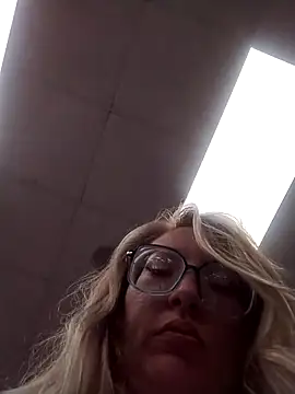 xWhoreAbleX Pika online show from 11.21.25