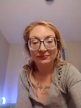 xWhoreAbleX Pika online show from 12.18.25