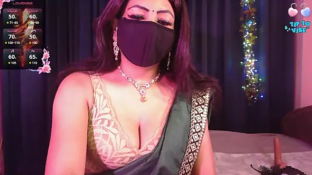 Snapshot of Aashiya- chatting on 04.06.26 Aashiya- online show from 04.06.26