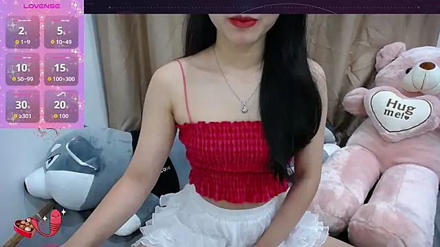 Snapshot of Amila-xoxo chatting on 12.17.25 Amila-xoxo online show from 12.17.25