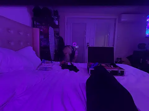 Snapshot of tatted-bitty chatting on 03.16.25 tatted-bitty online show from 03.16.25