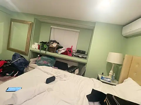 Snapshot of tatted-bitty chatting on 03.17.25 tatted-bitty online show from 03.17.25