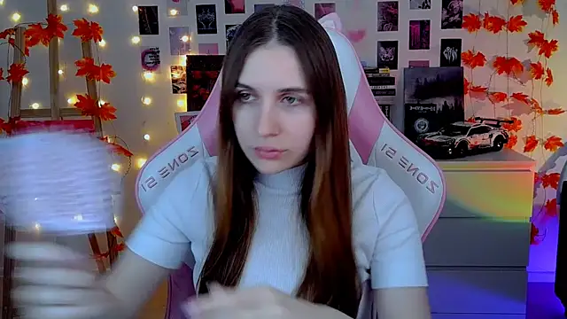 Snapshot of AliceCharmy chatting on 11.01.25 AliceCharmy online show from 11.01.25