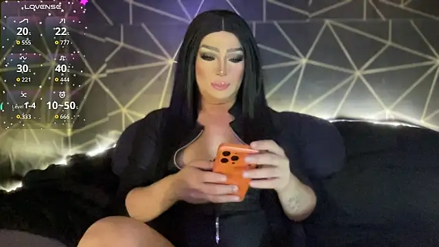 Snapshot of myfruitisswelling chatting on 11.06.25 myfruitisswelling online show from 11.06.25