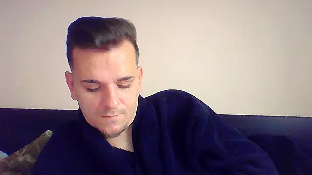 Huge cock22cm online show from 12.04.25