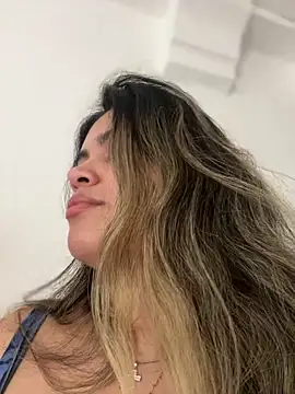 melanny10 online show from 02.21.25