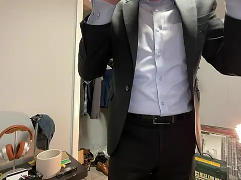 Snapshot of mouser21212 chatting on 01.01.25 mouser21212 online show from 01.01.25