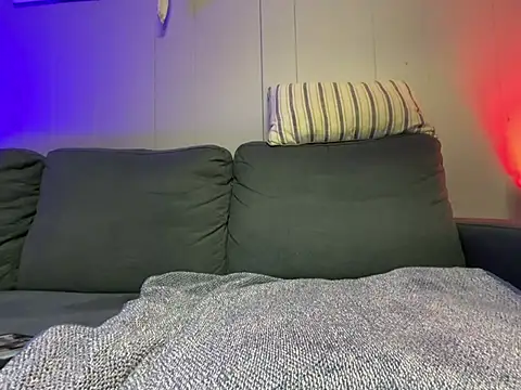 Snapshot of mouser21212 chatting on 03.06.25 mouser21212 online show from 03.06.25