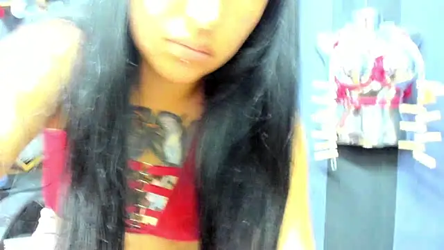 LucyStrike  online show from 02.11.25