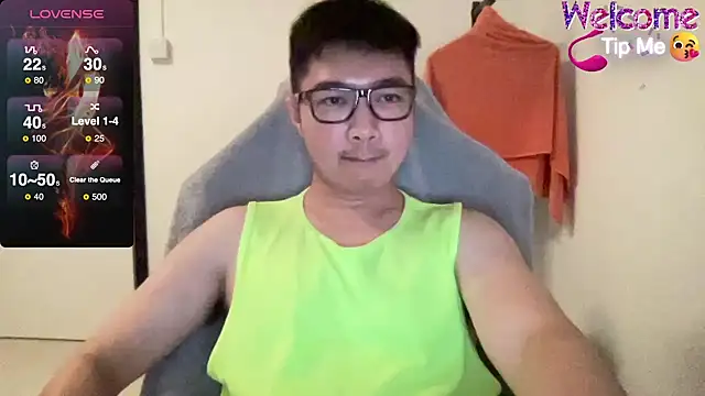 Snapshot of christopherlonger chatting on 03.14.25 christopherlonger online show from 03.14.25