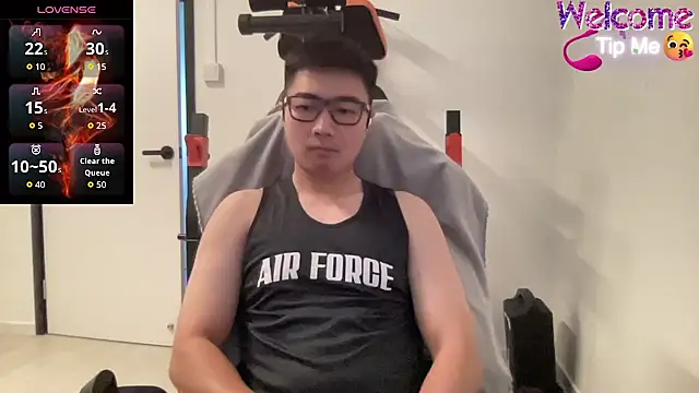 Snapshot of christopherlonger chatting on 01.18.26 christopherlonger online show from 01.18.26