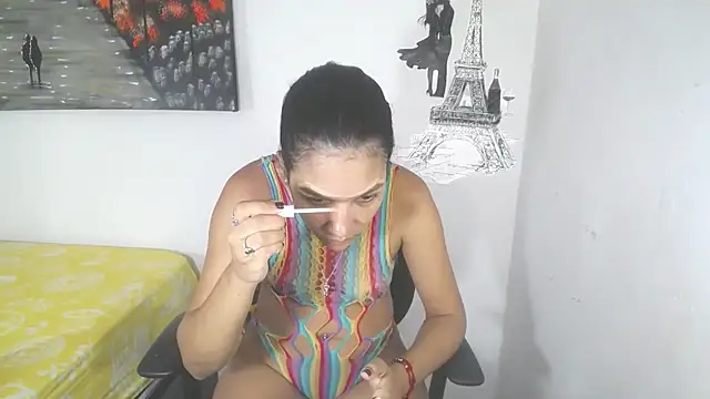 Snapshot of KamileLatinasexy chatting on 06.03.26 KamileLatinasexy online show from 06.03.26