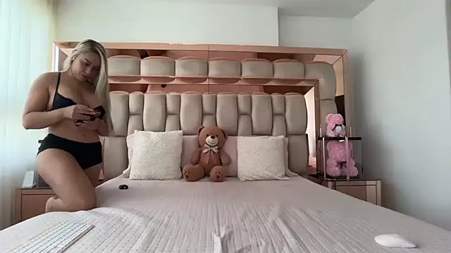 Snapshot of candy-sam28 chatting on 01.09.26 candy-sam28 online show from 01.09.26