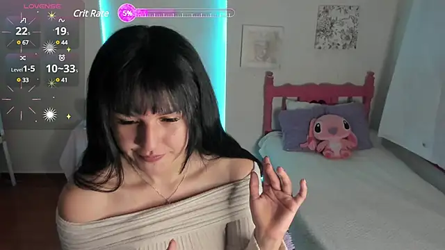 cute roxy online show from 01.31.25