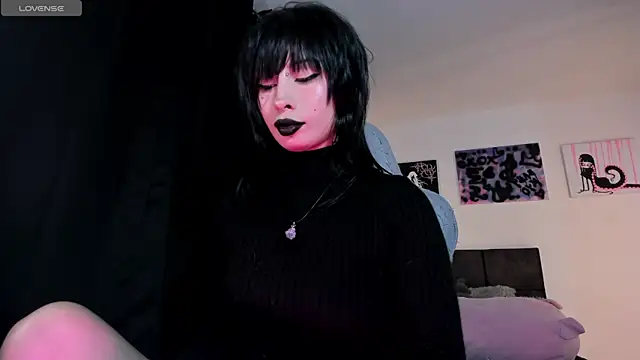 Snapshot of satanbabee chatting on 07.29.26 satanbabee online show from 07.29.26