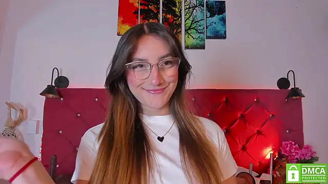 Snapshot of Ruth_harvey_ chatting on 06.04.26 Ruth harvey online show from 06.04.26