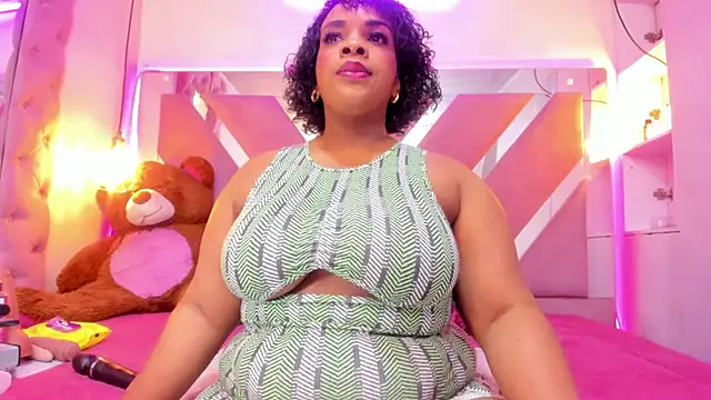 Scarlett-Bonnet online show from 03.13.25