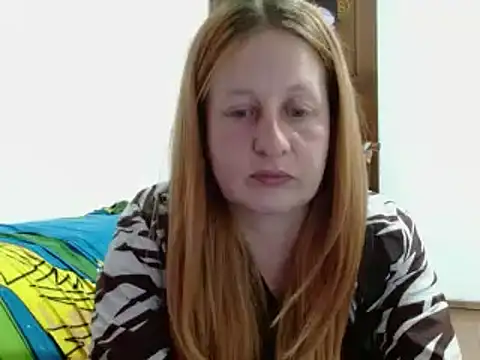 ViioletaMora online show from 11.24.25