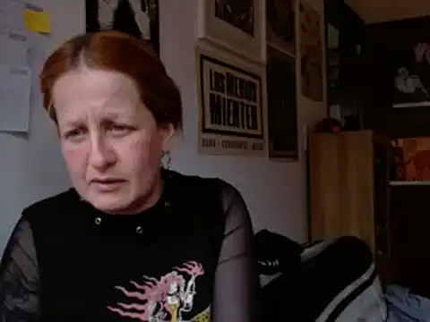 Snapshot of ViioletaMora chatting on 05.28.26 ViioletaMora online show from 05.28.26