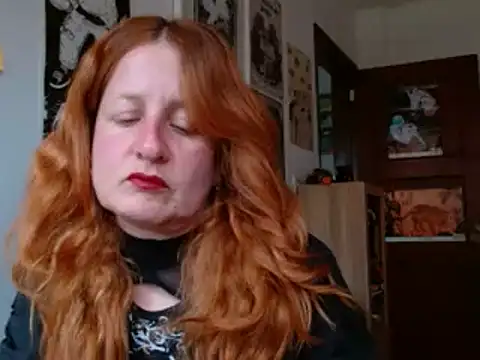 Snapshot of ViioletaMora chatting on 05.29.26 ViioletaMora online show from 05.29.26