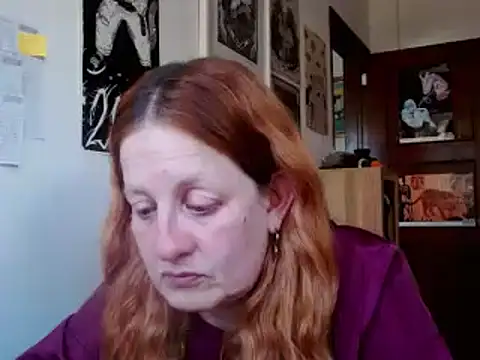 Snapshot of ViioletaMora chatting on 06.11.26 ViioletaMora online show from 06.11.26